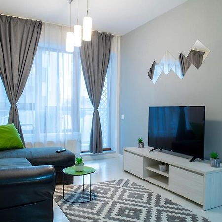 Gvitown Central Apartment Boekarest Buitenkant foto